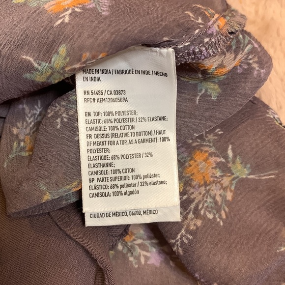 🔥 American Eagle floral peasant top - XS - Picture 7 of 9